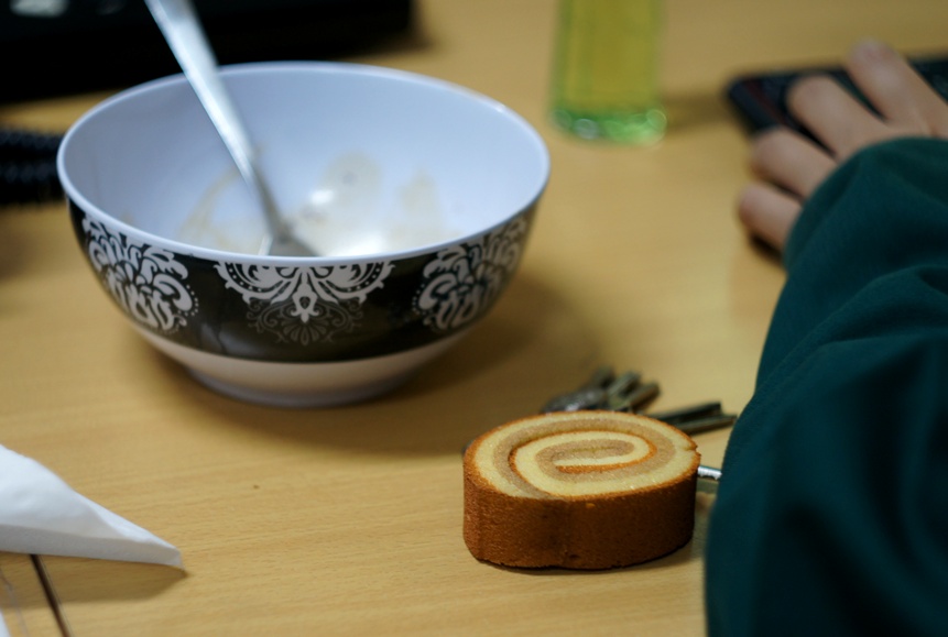 kerja untuk makan atau makan untuk kerja